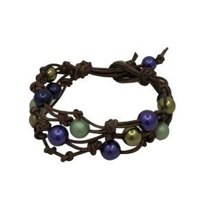 Shell pearl and knotted leather adjustable boho bracelet blue purple green